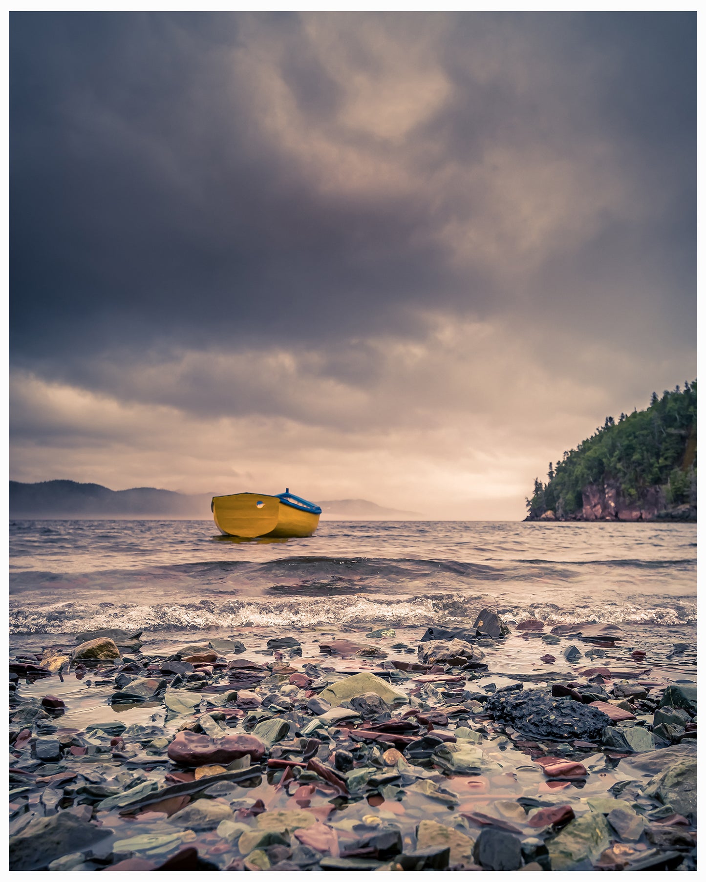The Yellow Punt – Greeting Card (5x7)